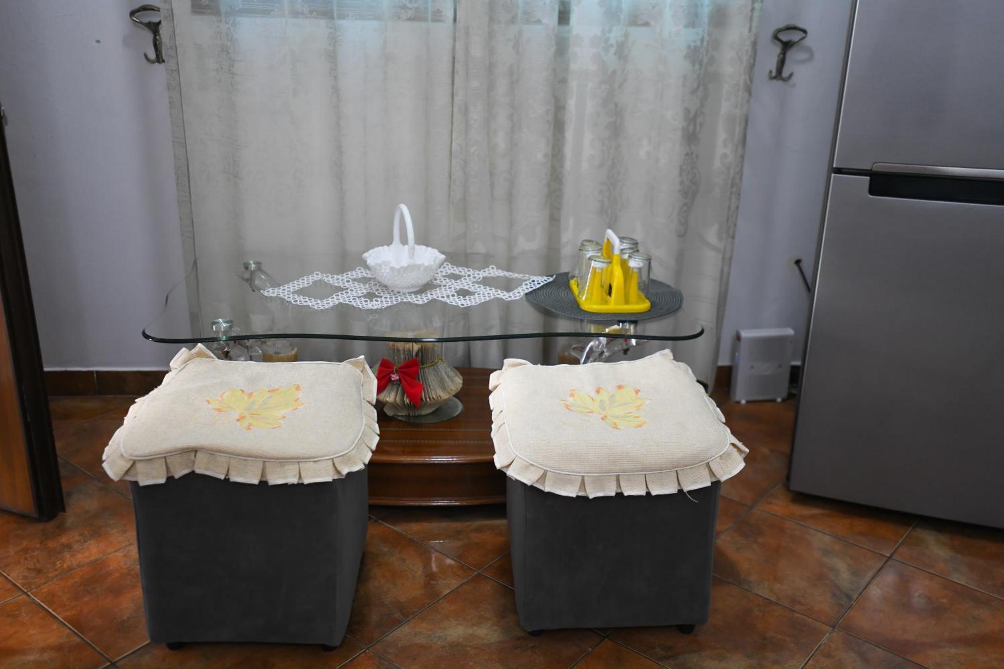 Guest House Flowers Berati Exterior foto
