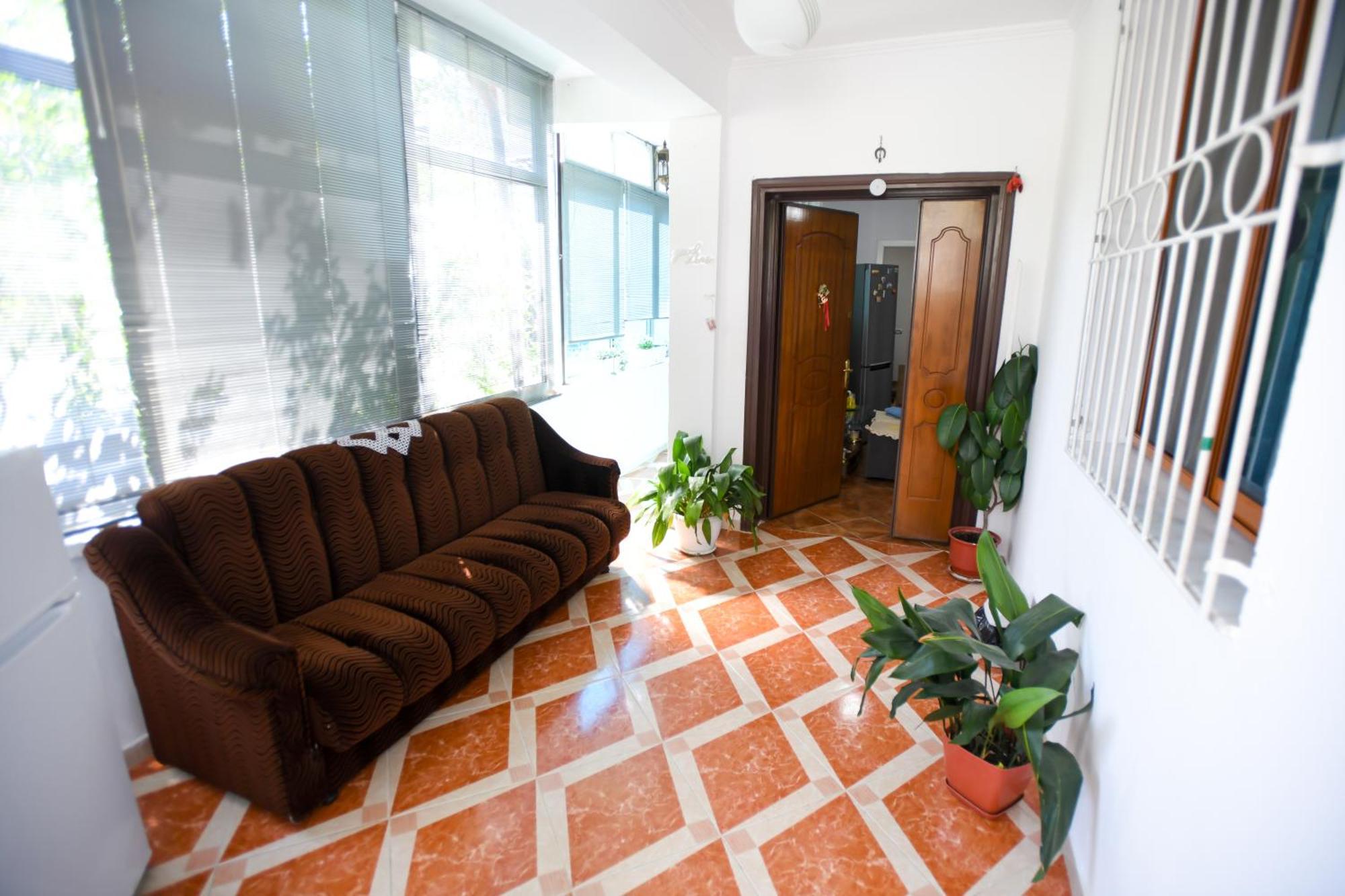 Guest House Flowers Berati Exterior foto